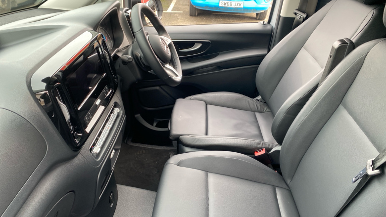Mercedes-Benz Vito L2 Diesel Rwd 116CDI Select Van 9G-Tronic